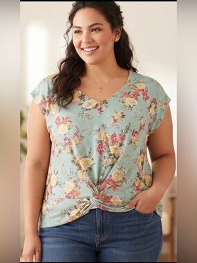 Bobbie Brooks Mint Floral Twist-Front V-Neck Tee
